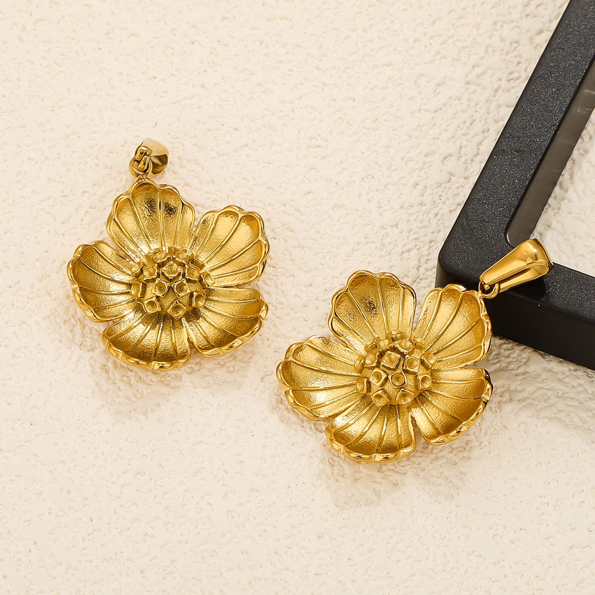 2 PCS 많은 스테인레스 스틸 매력 펜던트 BOHO  - Art Craft Accessories 리뷰 및 가격